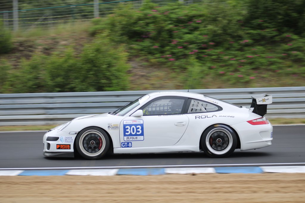 GT-B Brian Mikkelsen havde farten til at følge med nogle af Extreme kørerne denne weekend. Teamet skal dog stadig lære den nye Porsche at kende, og have det hele spændt efter inden næste løbsweekend.
(Foto: JJ Media)